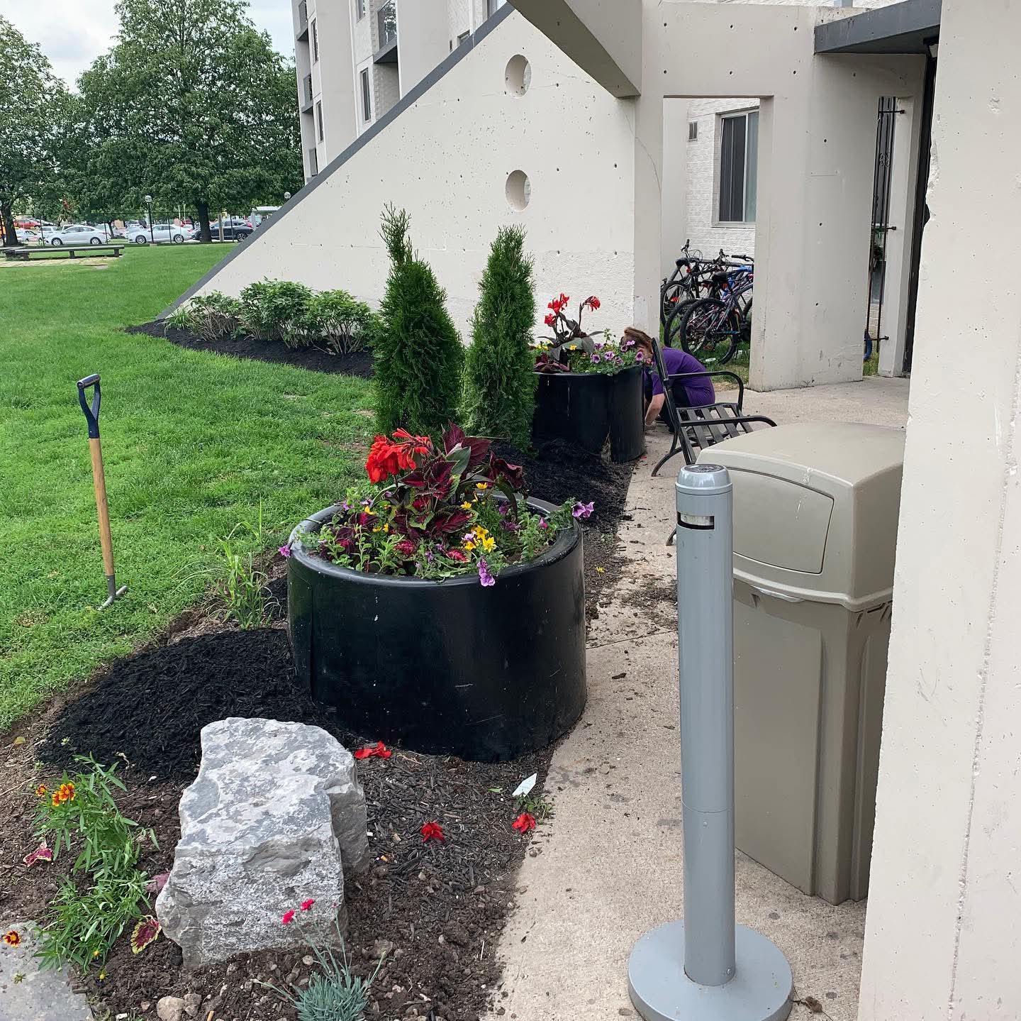 Flowerbed maintenance and cleanup